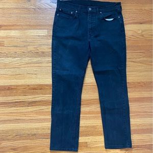 Mens Dark Wash Levi Jeans